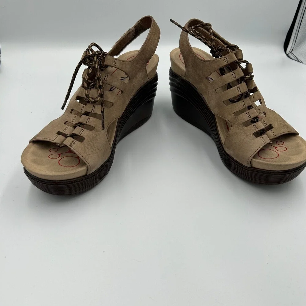 Bionica Wedge Sandals Womens 8 M Tan Leather Lace Up Cage Slingback 4552206